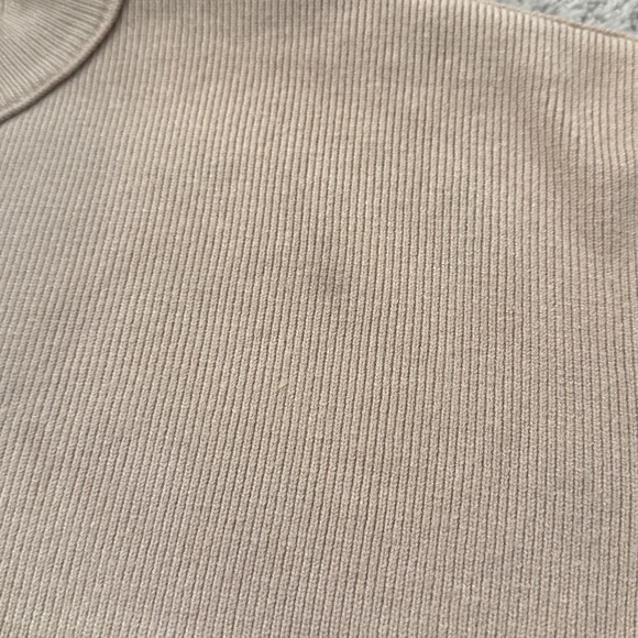 Cropped Knit Ribbed Sweater - Picture 9 of 11